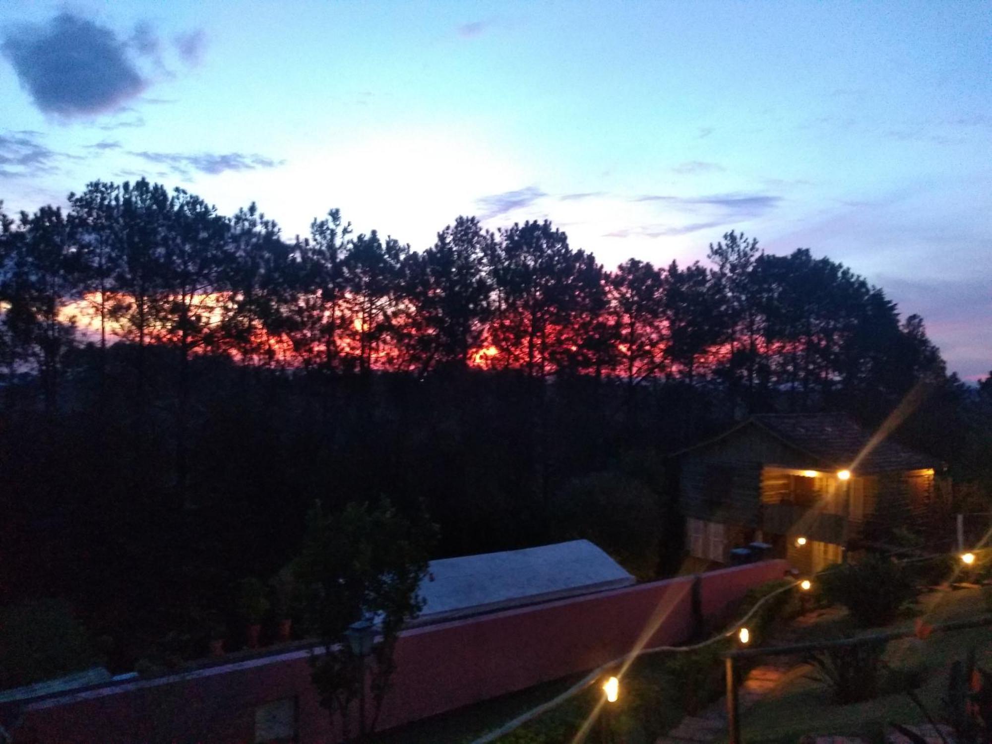 Pousada Recanto Das Girafas Cunha Exterior foto